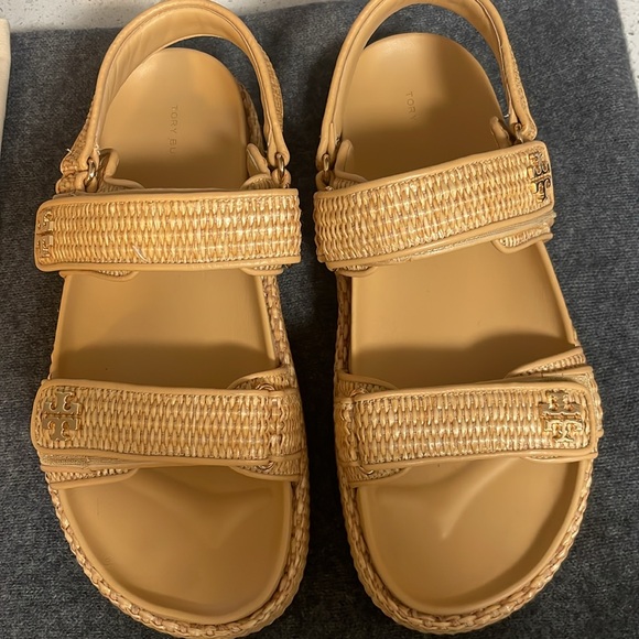 Tory Burch Kira Sport Sandal - Picture 3 of 10